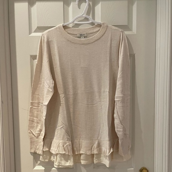 Cream ruffle sweater - Picture 1 of 4